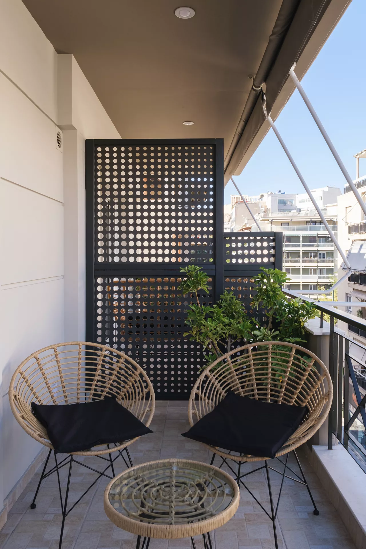 Grand Deluxe- θέα στην Ακρόπολη